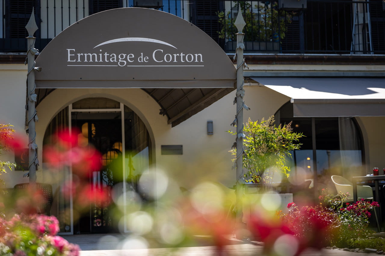 HotelErmitagedeCorton-Lesexterieurs-Juin2026-LionelDUPOUY-Photographie-15